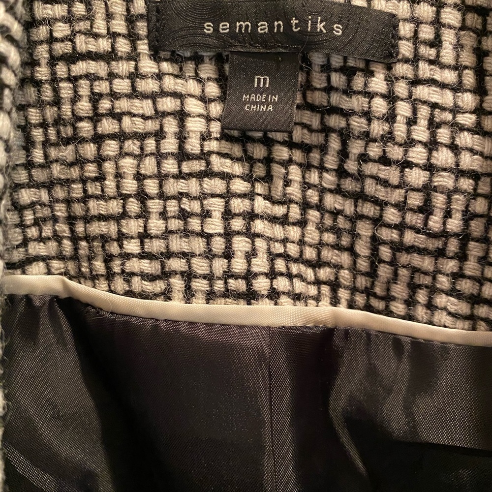 Dressy Lady Jacket - Picture 6 of 6